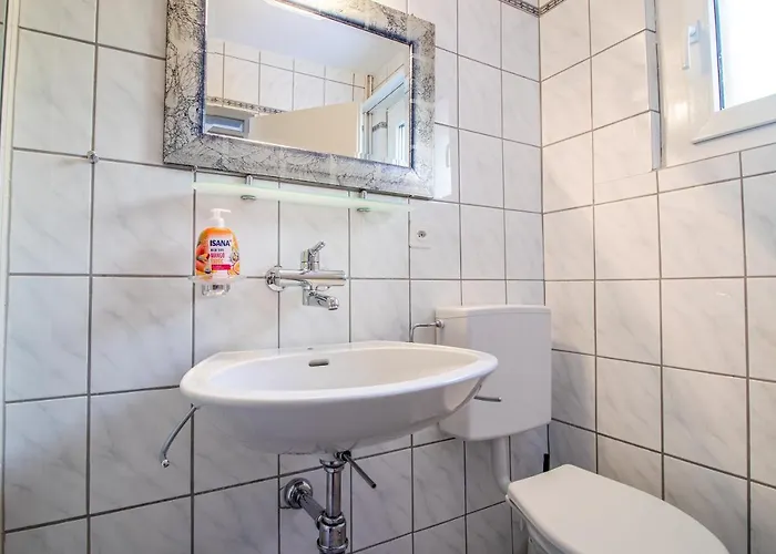 Linda 7 By Апартаменты *